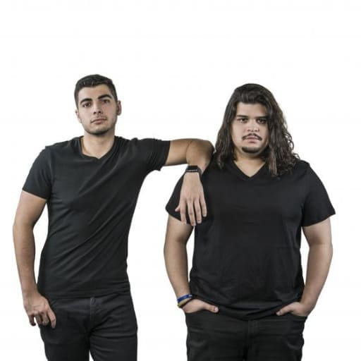 Black V Neck Kansas City Tickets