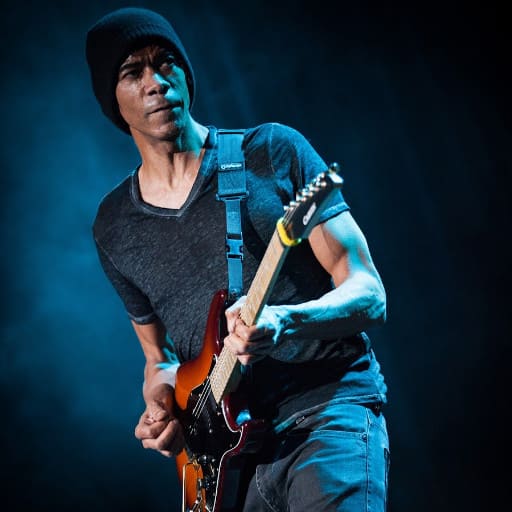 Greg Howe in Kansas City
