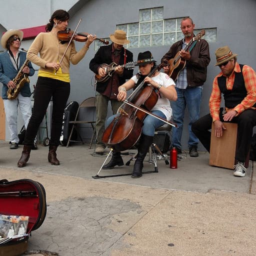Molehill Concerts in Kansas City