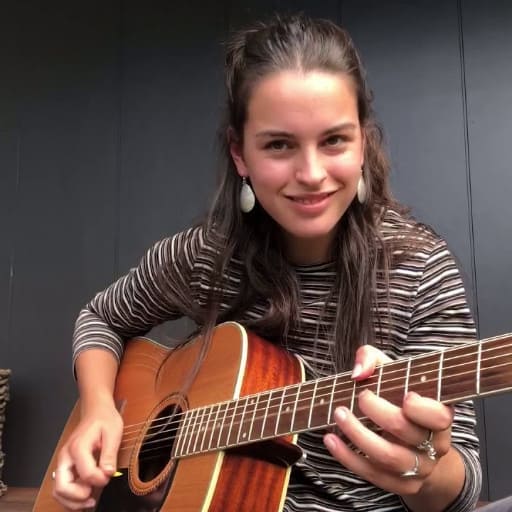 Steph Strings in Kansas City
