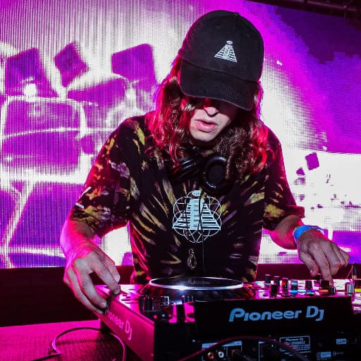 Vibe Emissions Kansas City Tickets